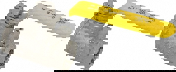 Standard Manual Ball Valve: 3/8